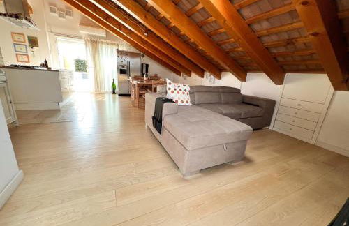 ERMAN HOUSE Mansarda sulla Riviera del Brenta Venezia - Foto 2