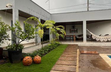 Belíssima casa próximo ao altodromo e flamboyant - Foto 7