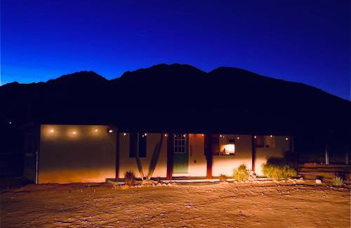 Casa Agave: Comfy Joshua Tree Cottage With Free Breakfast Bar - Foto 9