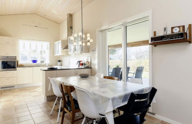 6 Person Holiday Home in Nysted - Foto 6