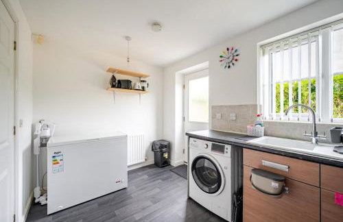 Cozy 2-Bed Home in Middleton - Foto 13