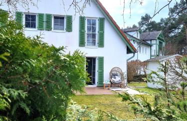 Düne 4 - Ferienunterkunft mit eigenem Garten in der beliebten Dünenresidenz - sanftes Meeresrauschen inklusive - Foto 1