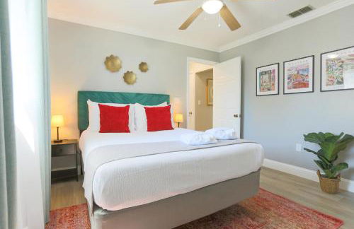 Pool Table, Minigolf, Games at Pondside FunHouse - Foto 29