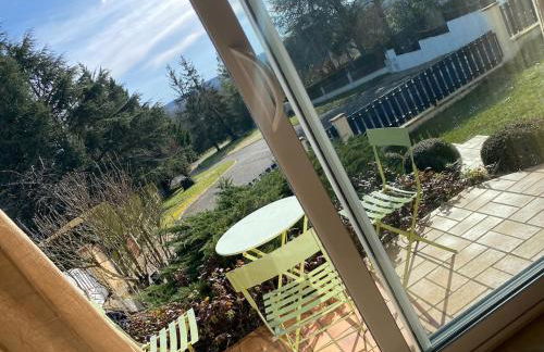 Quite House - Photo 10