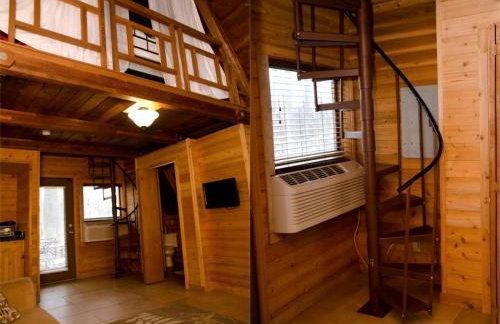 Superb Getaway Cabin near Long Hunter State Park and Nashville, Tennessee - Foto 8