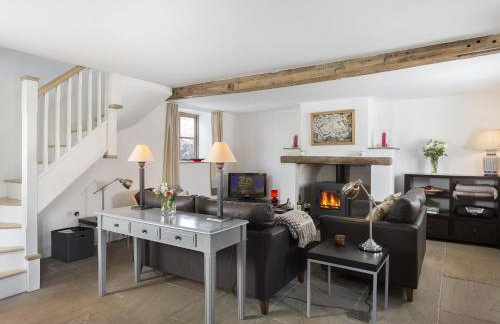 Hampton Wafre Cottage - Photo 1