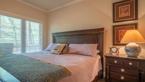 Riverfront home within walking distance of Helen - Foto 3