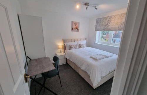 Charming 3Bed House in Strood - Foto 27