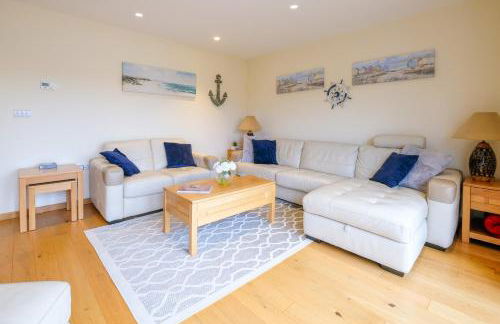 6 The Salterns - Yarmouth - Photo 9