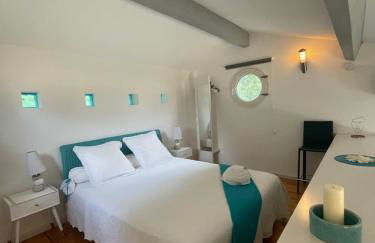 Les Hauts d'Eyragues gîte Aigue Marine Meublé classé 4 étoiles - Foto 19