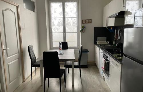 Appart meublé 45m2 calme et lumineux au Continental - Foto 3