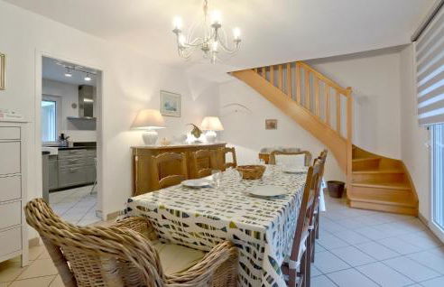 Cozy Home In Quettehou With Wifi - Foto 14