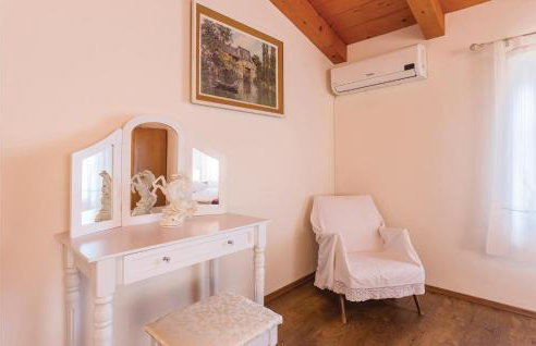 Three-Bedroom Holiday Home In Regulici - Photo 27