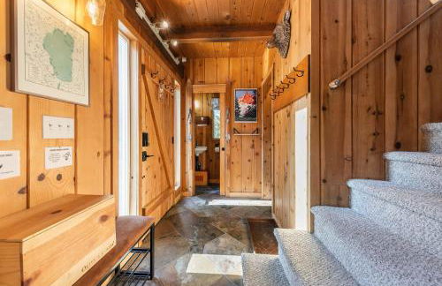 3BD Retreat - 5 Min to Beach Trails & Town - Foto 6