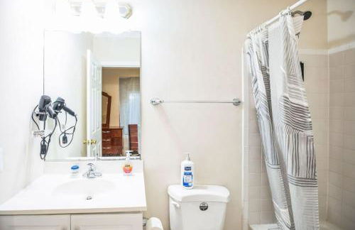 372A Cozy Lower Level Retreat 3 Rooms Pool Table - Foto 23