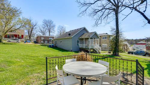 Jefferson City Bungalow Hot Tub and Patio! - Foto 3