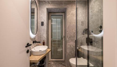 Stone villa NEPOT - in center - rooftop terrace - Foto 5, towels, Shower