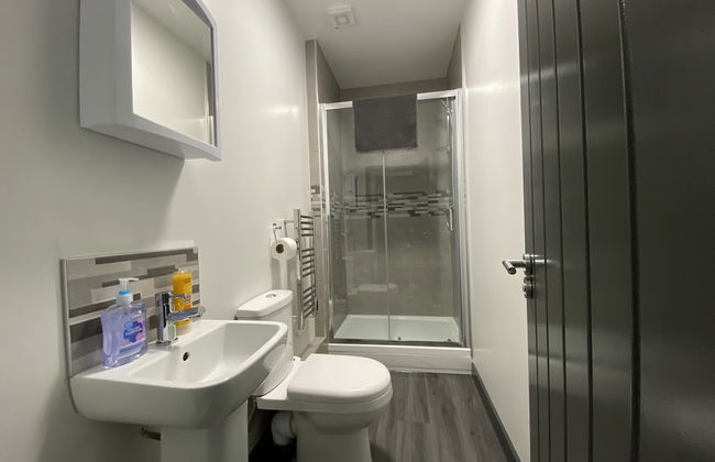 StayCrewe Apartments - Photo 27