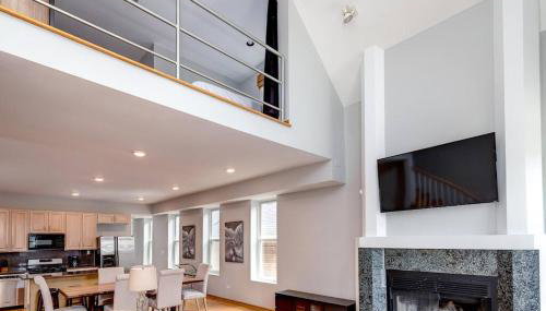 Stunning 2 Floor Penthouse Downtown - Foto 3