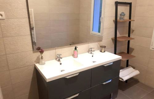 Appartement spacieux et confortable à Clermont-Dessous, terrasse - Foto 6