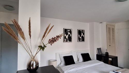 Carnet2voyages Suresnes - Proche Paris, La Défense - Foto 3