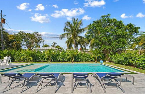 Sunny Vista by Rove Travel - Heated Pool & Firepit - Foto 1