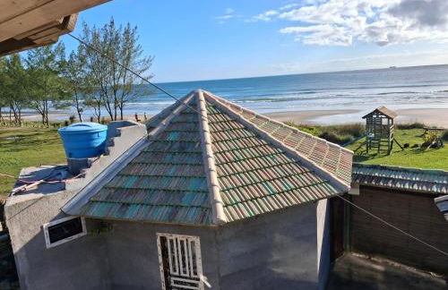 Bangalô Pé na Areia - Photo 3