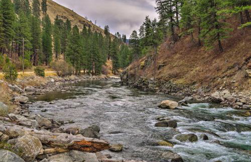 Private Cabin, 5-Min Drive to Hot Springs and Golf! - Foto 24