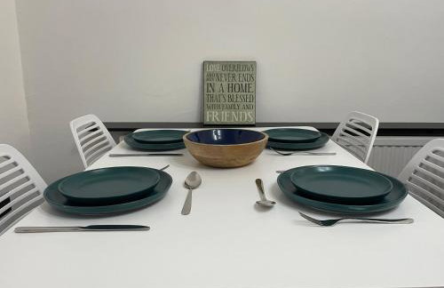 Slick Space for a Standish Stay - Photo 16