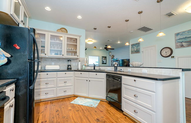 Serenity By the Sea - Great Views in Treasure Island - Foto 31