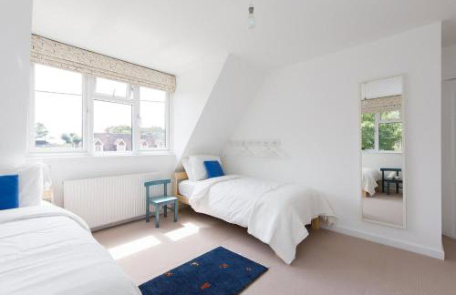 Secluded Rural Retreat Close to Beach - Sleeps 12 - Foto 78