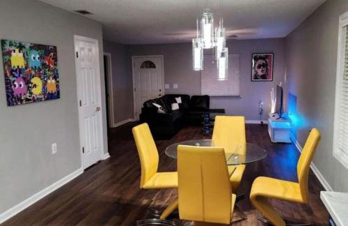 Quaint Cottage with Covered Dock on the Pond and Walking Trails in Georgia - Foto 16