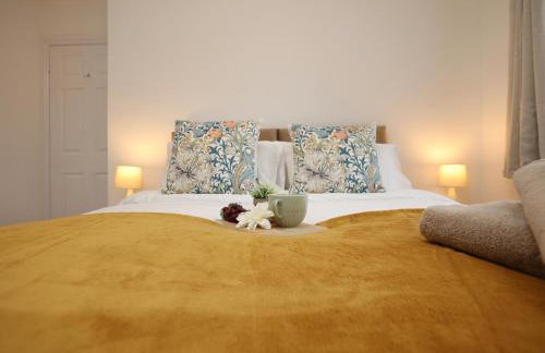 Orchard Place By N And N Stays, Perfect for corporate, contractor teams and families visiting the area, 3 Bed House with Private Parking, Semington Near Bath - Foto 3