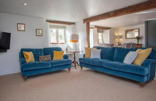 Charming Country House Nr Bath - Photo 60