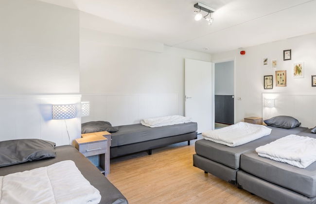 Luxurious Villa in Weert for 24 Persons - Photo 3