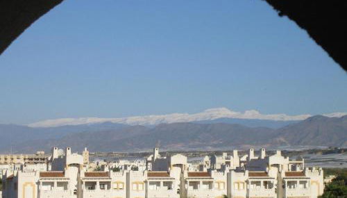Luxury apartment in central Almerimar with Free Secure Parking - Foto 4