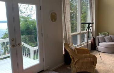 Glenhaven with Exotic Lake View - Foto 13