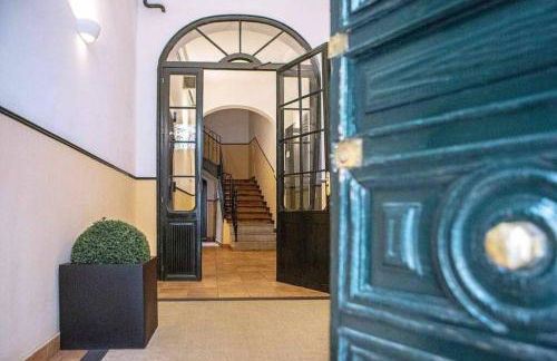 Calle Huertas Corazón by RegalateMadrid - Foto 3