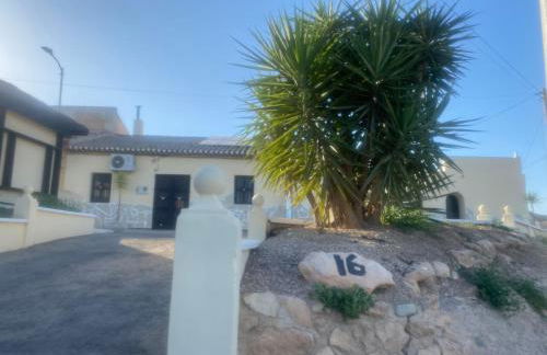 The Courtyard Studio Apartments - Foto 6