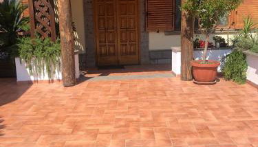 Donna Caterì - Photo 3