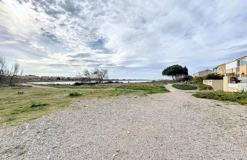 Joli T2, à 400m à pied de la mer - Piscine privée - Photo 7
