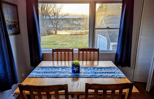 Cozy Waterfront Cottage with Private Beach and Fire Pit Near Gouldsboro, Maine - Foto 38