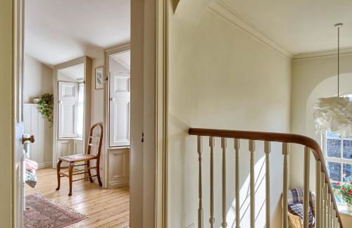 Charming townhouse with sunny garden - Foto 65