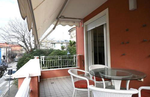 SE134 - Marotta, bilocale con balcone e garage - Foto 2