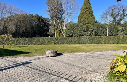 T3 Cozy Old House with XL garden - Foto 14