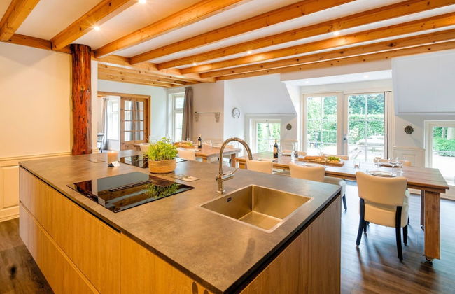 Spacious Farmhouse With Sauna, Hottub - Foto 8