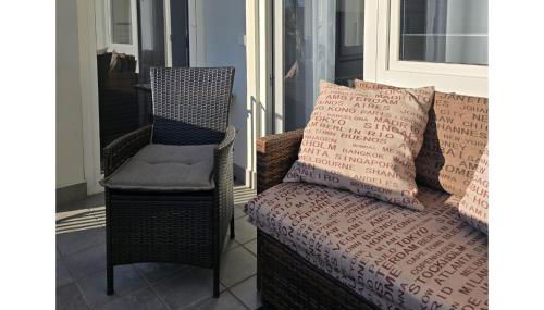 Familienfreundliche geräumige Design-Wohnung mit Balkon im Zentrum - APOLONIAliving - Foto 3