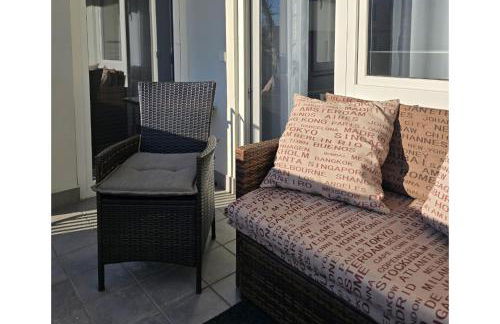 Familienfreundliche geräumige Design-Wohnung mit Balkon im Zentrum - APOLONIAliving - Foto 3