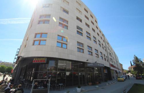 Happy Brothers - Center of Split - Foto 1