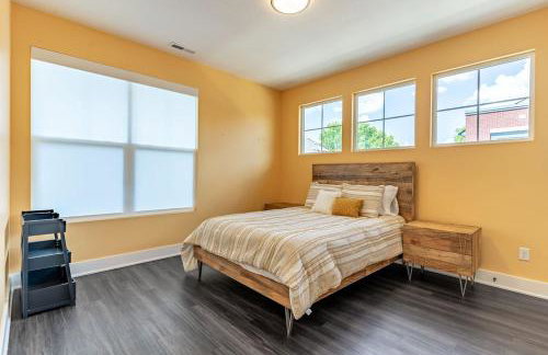 Lux Home 5 mins to Grand Park with Private Garage-Family Friendly - Foto 29